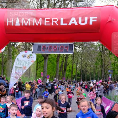 19.04.2026 - Hammer Lauf Tim E. http://msf.ph/oto/9526358 19.04.2026 09:28:33 Ziel 527, 844, 853, 894, 946, 958, 1005, 1057, 1090, 1095, 1112, 1136, 1242, 1259, 1281, 1282, 1283, 1369, 1386, 1389, 1414, 1429, 1504, 1506, 1550, 1687, 1791, 1796 meine-sportfotos.de