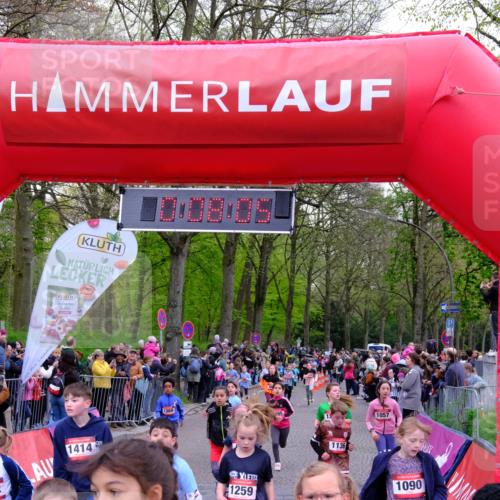 19.04.2026 - Hammer Lauf Tim E. http://msf.ph/oto/9526361 19.04.2026 09:28:33 Ziel 527, 844, 853, 894, 946, 958, 1005, 1057, 1090, 1095, 1112, 1136, 1242, 1259, 1281, 1282, 1283, 1369, 1386, 1389, 1414, 1429, 1504, 1506, 1550, 1687, 1791, 1796 meine-sportfotos.de