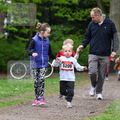 19.04.2026 - Hammer Lauf Dr. Thomas Lammeyer http://msf.ph/oto/9526390 19.04.2026 09:12:11 Laufen 5209 meine-sportfotos.de