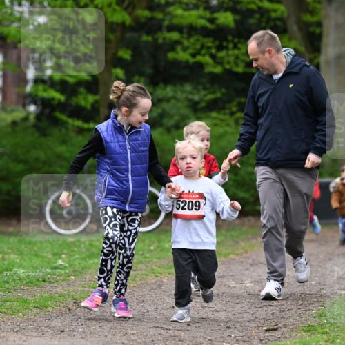 19.04.2026 - Hammer Lauf Dr. Thomas Lammeyer http://msf.ph/oto/9526393 19.04.2026 09:12:11 Laufen 15209 meine-sportfotos.de