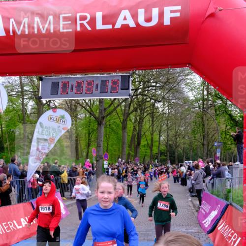 19.04.2026 - Hammer Lauf Tim E. http://msf.ph/oto/9526401 19.04.2026 09:28:48 Ziel 560, 839, 970, 993, 1024, 1043, 1094, 1284, 1286, 1302, 1312, 1313, 1324, 1358, 1382, 1392, 1442, 1481, 1553, 1615, 1622, 1789, 1790, 1918 meine-sportfotos.de
