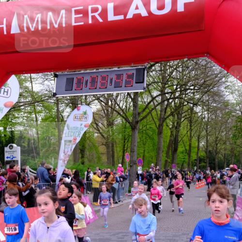 19.04.2026 - Hammer Lauf Tim E. http://msf.ph/oto/9526461 19.04.2026 09:29:12 Ziel 460, 497, 553, 795, 924, 1019, 1054, 1088, 1097, 1138, 1194, 1254, 1418, 1438, 1511, 1512, 1753, 1780, 1813, 1885 meine-sportfotos.de