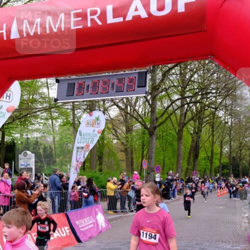 19.04.2026 - Hammer Lauf Tim E. http://msf.ph/oto/9526496 19.04.2026 09:29:16 Ziel 553, 700, 795, 1019, 1054, 1088, 1097, 1138, 1194, 1254, 1438, 1499, 1512, 1546, 1753, 1780, 1813, 1885 meine-sportfotos.de