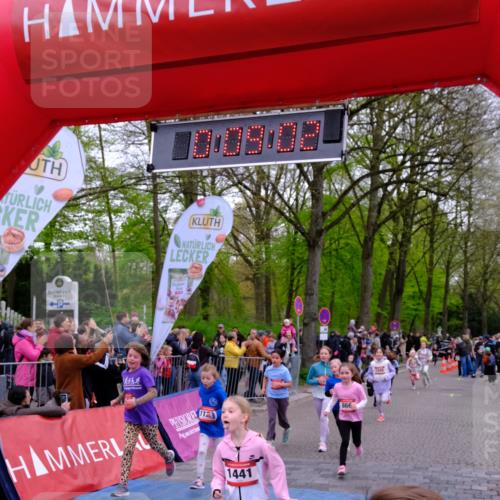 19.04.2026 - Hammer Lauf Tim E. http://msf.ph/oto/9526542 19.04.2026 09:29:30 Ziel 547, 706, 824, 852, 866, 1020, 1120, 1185, 1235, 1248, 1399, 1441, 1487, 1496, 1505, 1556, 1650 meine-sportfotos.de