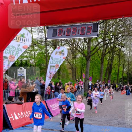 19.04.2026 - Hammer Lauf Tim E. http://msf.ph/oto/9526551 19.04.2026 09:29:31 Ziel 547, 706, 824, 852, 866, 1020, 1120, 1185, 1235, 1248, 1399, 1441, 1487, 1496, 1505, 1650 meine-sportfotos.de