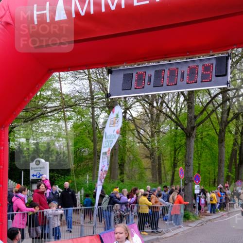 19.04.2026 - Hammer Lauf Tim E. http://msf.ph/oto/9526762 19.04.2026 09:30:36 Ziel 787, 851, 1467, 1495 meine-sportfotos.de