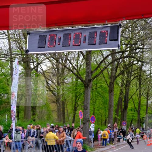19.04.2026 - Hammer Lauf Tim E. http://msf.ph/oto/9526787 19.04.2026 09:30:45 Ziel 746, 787, 1536, 1897, 1910 meine-sportfotos.de