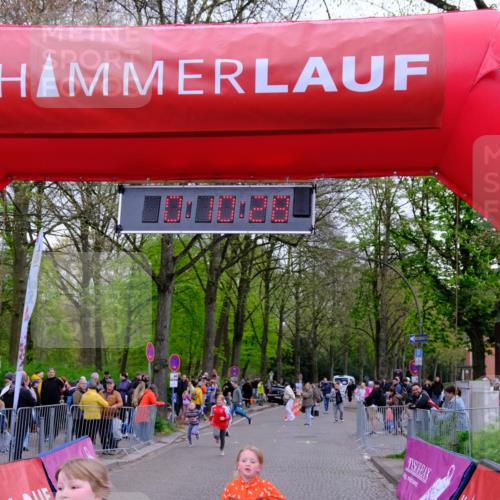 19.04.2026 - Hammer Lauf Tim E. http://msf.ph/oto/9526818 19.04.2026 09:30:55 Ziel 365, 768, 776, 1285 meine-sportfotos.de