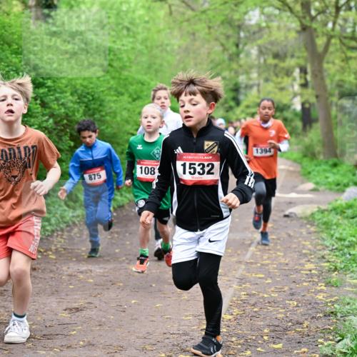 19.04.2026 - Hammer Lauf Dr. Thomas Lammeyer http://msf.ph/oto/9526975 19.04.2026 09:24:51 Laufen 875, 108, 1532, 1394 meine-sportfotos.de