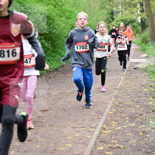 19.04.2026 - Hammer Lauf Dr. Thomas Lammeyer http://msf.ph/oto/9527170 19.04.2026 09:25:14 Laufen 1816, 1702, 569, 1756 meine-sportfotos.de