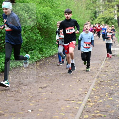 19.04.2026 - Hammer Lauf Dr. Thomas Lammeyer http://msf.ph/oto/9527232 19.04.2026 09:25:20 Laufen 103, 1521, 1478 meine-sportfotos.de