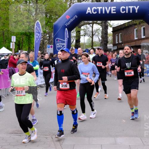 19.04.2026 - Hammer Lauf Tim E. http://msf.ph/oto/9527552 19.04.2026 09:46:12 Ziel  meine-sportfotos.de