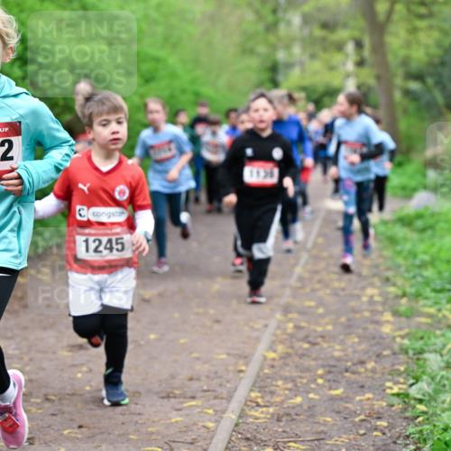 19.04.2026 - Hammer Lauf Dr. Thomas Lammeyer http://msf.ph/oto/9527727 19.04.2026 09:26:22 Laufen 1542, 1245, 1136 meine-sportfotos.de