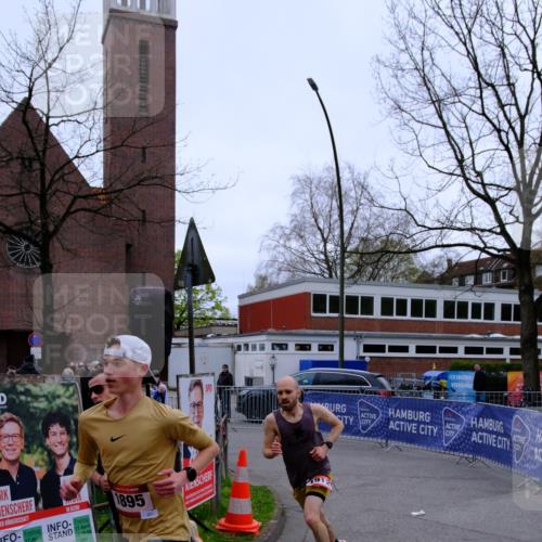 19.04.2026 - Hammer Lauf Tim E. http://msf.ph/oto/9527982 19.04.2026 09:58:42 Ziel 340, 797, 1895, 1912 meine-sportfotos.de