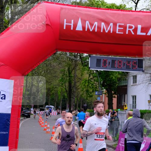 19.04.2026 - Hammer Lauf Tim E. http://msf.ph/oto/9528097 19.04.2026 10:03:54 Ziel 102, 166, 192, 305, 340, 806, 837, 1176, 1177, 1220, 1912 meine-sportfotos.de