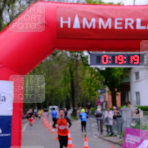 19.04.2026 - Hammer Lauf Tim E. http://msf.ph/oto/9528136 19.04.2026 10:04:28 Ziel 878, 974, 1127, 1561, 1754, 1860 meine-sportfotos.de