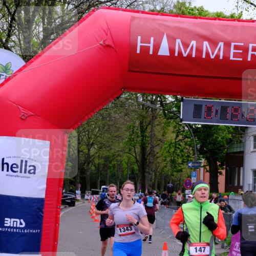 19.04.2026 - Hammer Lauf Tim E. http://msf.ph/oto/9528188 19.04.2026 10:04:37 Ziel 147, 277, 498, 878, 974, 1182, 1202, 1274, 1323, 1343, 1738, 1742, 1860 meine-sportfotos.de