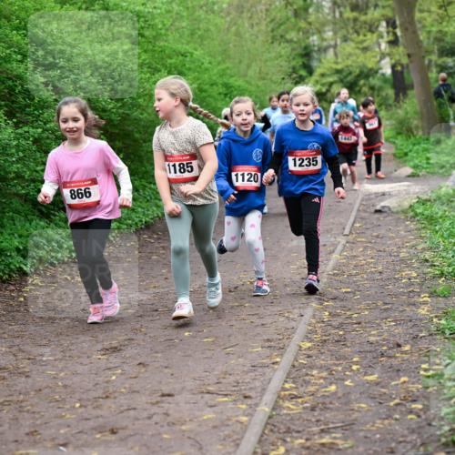 19.04.2026 - Hammer Lauf Dr. Thomas Lammeyer http://msf.ph/oto/9528233 19.04.2026 09:27:20 Laufen 866, 1185, 1120, 1235, 1447 meine-sportfotos.de