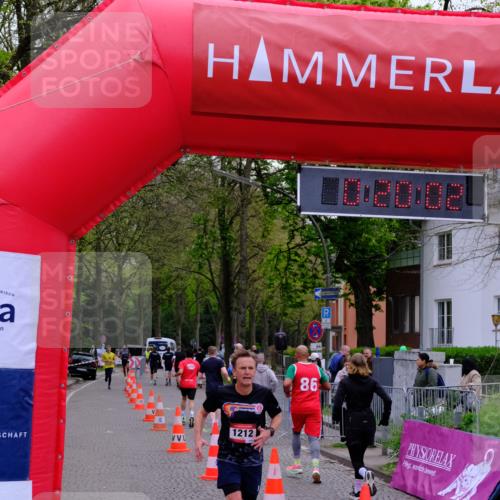 19.04.2026 - Hammer Lauf Tim E. http://msf.ph/oto/9528279 19.04.2026 10:05:11 Ziel 228, 576, 657, 717, 792, 996, 1002, 1124, 1212, 1867 meine-sportfotos.de