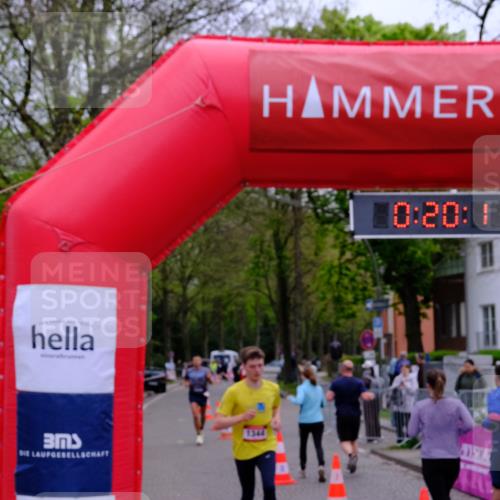 19.04.2026 - Hammer Lauf Tim E. http://msf.ph/oto/9528296 19.04.2026 10:05:20 Ziel 110, 216, 561, 784, 891, 966, 1344, 1602, 1708, 1727 meine-sportfotos.de