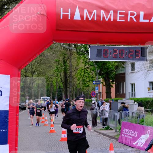 19.04.2026 - Hammer Lauf Tim E. http://msf.ph/oto/9528321 19.04.2026 10:05:32 Ziel 214, 348, 440, 813, 1331, 1332 meine-sportfotos.de