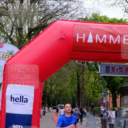 19.04.2026 - Hammer Lauf Tim E. http://msf.ph/oto/9528425 19.04.2026 10:06:01 Ziel 101, 200, 252, 296, 896, 1062, 1736, 1896, 1916 meine-sportfotos.de