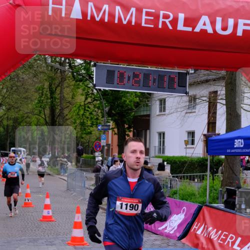 19.04.2026 - Hammer Lauf Tim E. http://msf.ph/oto/9528481 19.04.2026 10:06:26 Ziel 685, 858, 1021, 1190, 1239 meine-sportfotos.de