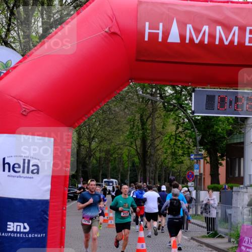 19.04.2026 - Hammer Lauf Tim E. http://msf.ph/oto/9528609 19.04.2026 10:07:21 Ziel 106, 114, 217, 321, 551, 563, 613, 651, 1009, 1028, 1133, 1279, 1691, 1732, 1776 meine-sportfotos.de