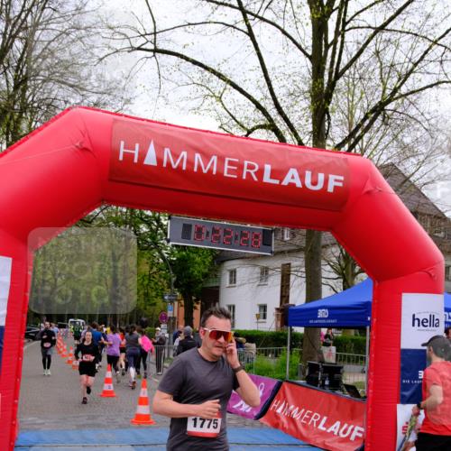 19.04.2026 - Hammer Lauf Tim E. http://msf.ph/oto/9528683 19.04.2026 10:07:37 Ziel 227, 279, 600, 733, 903, 948, 1230, 1357, 1721, 1775, 1793 meine-sportfotos.de