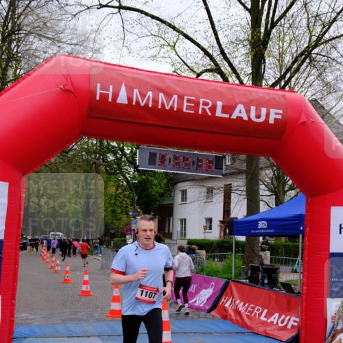 19.04.2026 - Hammer Lauf Tim E. http://msf.ph/oto/9528702 19.04.2026 10:07:45 Ziel 241, 786, 1008, 1107, 1357, 1921 meine-sportfotos.de