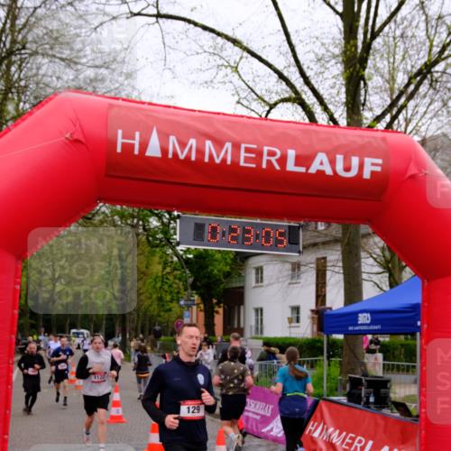 19.04.2026 - Hammer Lauf Tim E. http://msf.ph/oto/9528761 19.04.2026 10:08:14 Ziel 126, 129, 180, 399, 716, 907, 936, 1122, 1559, 1744, 1877, 1902 meine-sportfotos.de