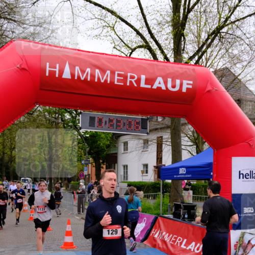 19.04.2026 - Hammer Lauf Tim E. http://msf.ph/oto/9528764 19.04.2026 10:08:15 Ziel 126, 129, 180, 399, 716, 907, 936, 1122, 1558, 1559, 1744, 1877, 1902 meine-sportfotos.de