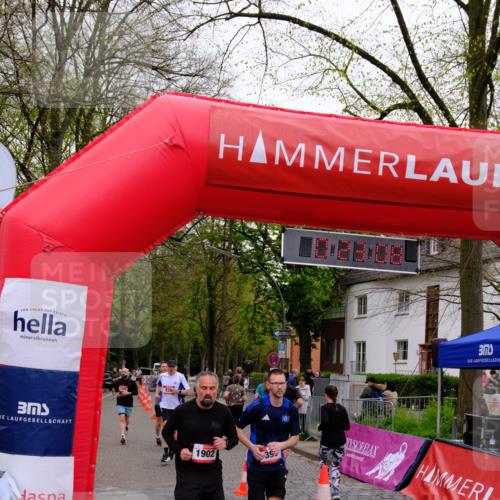 19.04.2026 - Hammer Lauf Tim E. http://msf.ph/oto/9528790 19.04.2026 10:08:17 Ziel 126, 129, 180, 399, 660, 716, 907, 936, 1122, 1558, 1559, 1877, 1902 meine-sportfotos.de