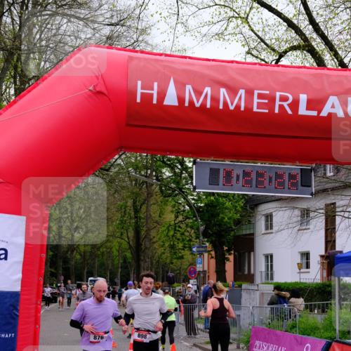 19.04.2026 - Hammer Lauf Tim E. http://msf.ph/oto/9528850 19.04.2026 10:08:31 Ziel 199, 243, 274, 275, 317, 876, 898, 916, 963, 1926 meine-sportfotos.de