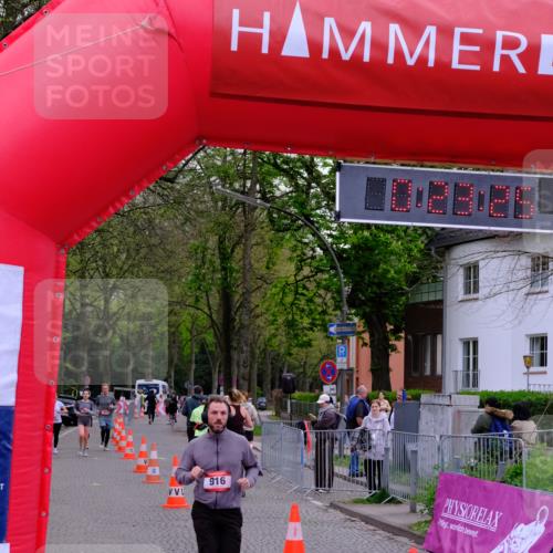 19.04.2026 - Hammer Lauf Tim E. http://msf.ph/oto/9528867 19.04.2026 10:08:34 Ziel 876, 898, 916, 963 meine-sportfotos.de