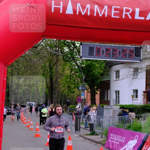 19.04.2026 - Hammer Lauf Tim E. http://msf.ph/oto/9528870 19.04.2026 10:08:34 Ziel 876, 898, 916, 963 meine-sportfotos.de