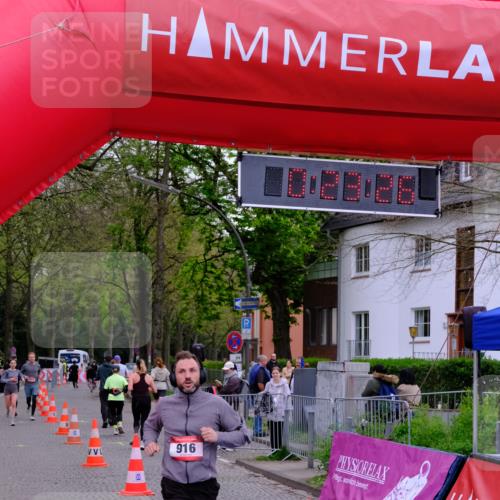 19.04.2026 - Hammer Lauf Tim E. http://msf.ph/oto/9528873 19.04.2026 10:08:35 Ziel 735, 876, 898, 916, 1026, 1917 meine-sportfotos.de