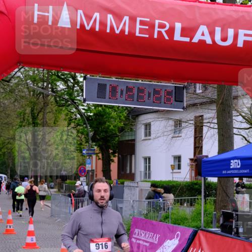 19.04.2026 - Hammer Lauf Tim E. http://msf.ph/oto/9528879 19.04.2026 10:08:35 Ziel 735, 876, 898, 916, 1026, 1917 meine-sportfotos.de