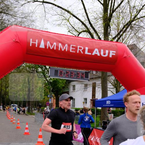 19.04.2026 - Hammer Lauf Tim E. http://msf.ph/oto/9528913 19.04.2026 10:08:43 Ziel 623, 652, 669, 735, 1026, 1917 meine-sportfotos.de