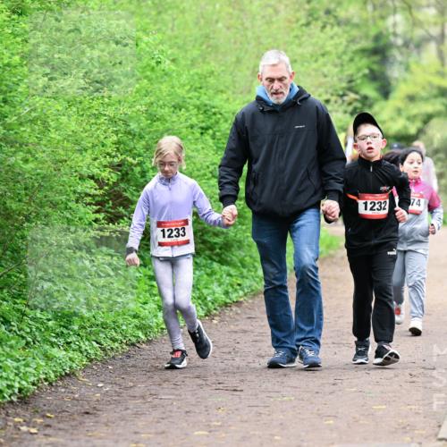 19.04.2026 - Hammer Lauf Dr. Thomas Lammeyer http://msf.ph/oto/9528956 19.04.2026 09:29:38 Laufen 1233, 1232 meine-sportfotos.de