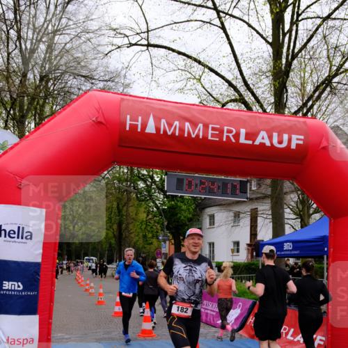 19.04.2026 - Hammer Lauf Tim E. http://msf.ph/oto/9528998 19.04.2026 10:09:26 Ziel 182, 273, 337, 338, 441, 584, 648, 759, 798, 1333, 1654, 1656, 1696, 1783, 1799 meine-sportfotos.de