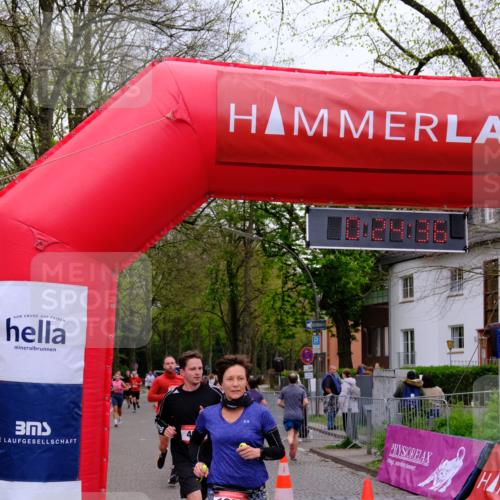 19.04.2026 - Hammer Lauf Tim E. http://msf.ph/oto/9529059 19.04.2026 10:09:45 Ziel 105, 107, 222, 400, 799, 863, 879, 888, 909, 910, 1001, 1142, 1210, 1211, 1246, 1262, 1266, 1304, 1800 meine-sportfotos.de