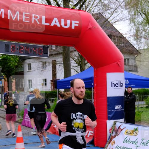 19.04.2026 - Hammer Lauf Tim E. http://msf.ph/oto/9529083 19.04.2026 10:09:49 Ziel 107, 222, 400, 871, 879, 888, 909, 910, 1142, 1210, 1211, 1246, 1304, 1692, 1700, 1731, 1800 meine-sportfotos.de