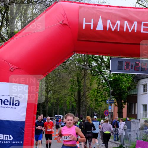 19.04.2026 - Hammer Lauf Tim E. http://msf.ph/oto/9529086 19.04.2026 10:09:52 Ziel 107, 672, 871, 879, 888, 909, 910, 1114, 1142, 1298, 1356, 1641, 1692, 1700, 1731 meine-sportfotos.de