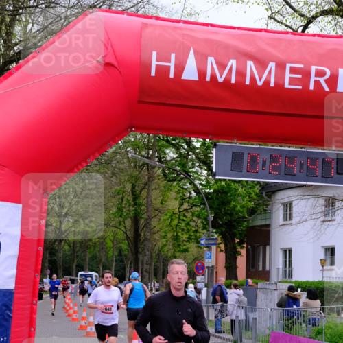 19.04.2026 - Hammer Lauf Tim E. http://msf.ph/oto/9529114 19.04.2026 10:09:56 Ziel 672, 871, 1114, 1298, 1356, 1641, 1692, 1700, 1731 meine-sportfotos.de