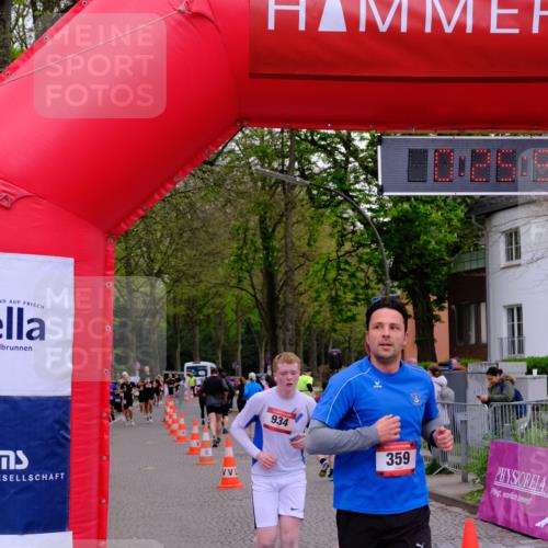 19.04.2026 - Hammer Lauf Tim E. http://msf.ph/oto/9529240 19.04.2026 10:11:07 Ziel 359, 756, 934, 999, 1182, 1759 meine-sportfotos.de