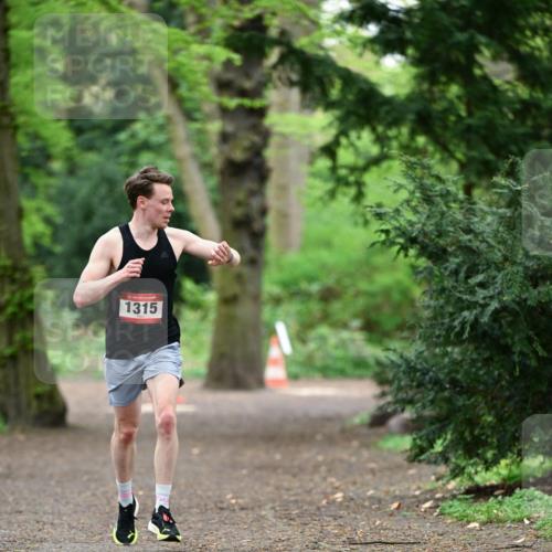 19.04.2026 - Hammer Lauf Dr. Thomas Lammeyer http://msf.ph/oto/9529271 19.04.2026 10:01:59 Laufen 1315 meine-sportfotos.de