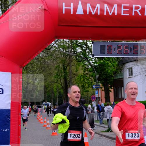 19.04.2026 - Hammer Lauf Tim E. http://msf.ph/oto/9529336 19.04.2026 10:11:32 Ziel 119, 186, 187, 375, 1202, 1323, 1717 meine-sportfotos.de