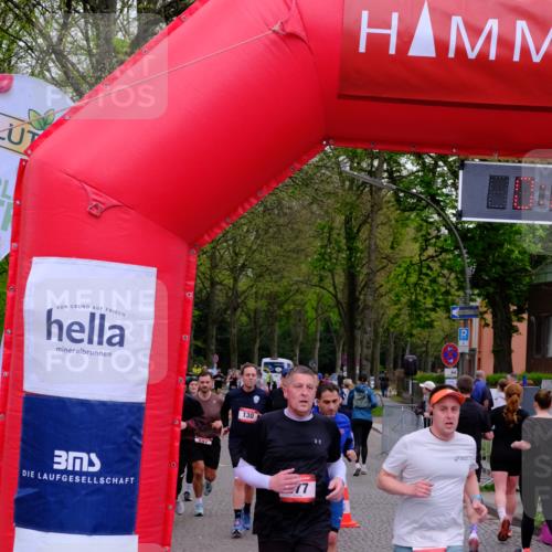 19.04.2026 - Hammer Lauf Tim E. http://msf.ph/oto/9529486 19.04.2026 10:12:27 Ziel 128, 130, 228, 271, 272, 302, 348, 477, 847, 891, 966, 1792, 1823, 1859 meine-sportfotos.de