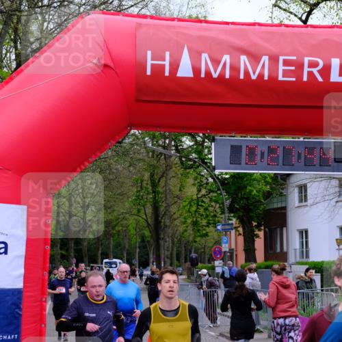 19.04.2026 - Hammer Lauf Tim E. http://msf.ph/oto/9529576 19.04.2026 10:12:52 Ziel 266, 526, 561, 1144, 1247, 1602, 1854, 1900, 1901 meine-sportfotos.de